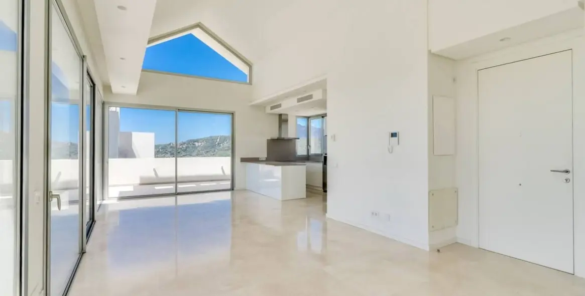 Sale of penthouse in Benahavís 4