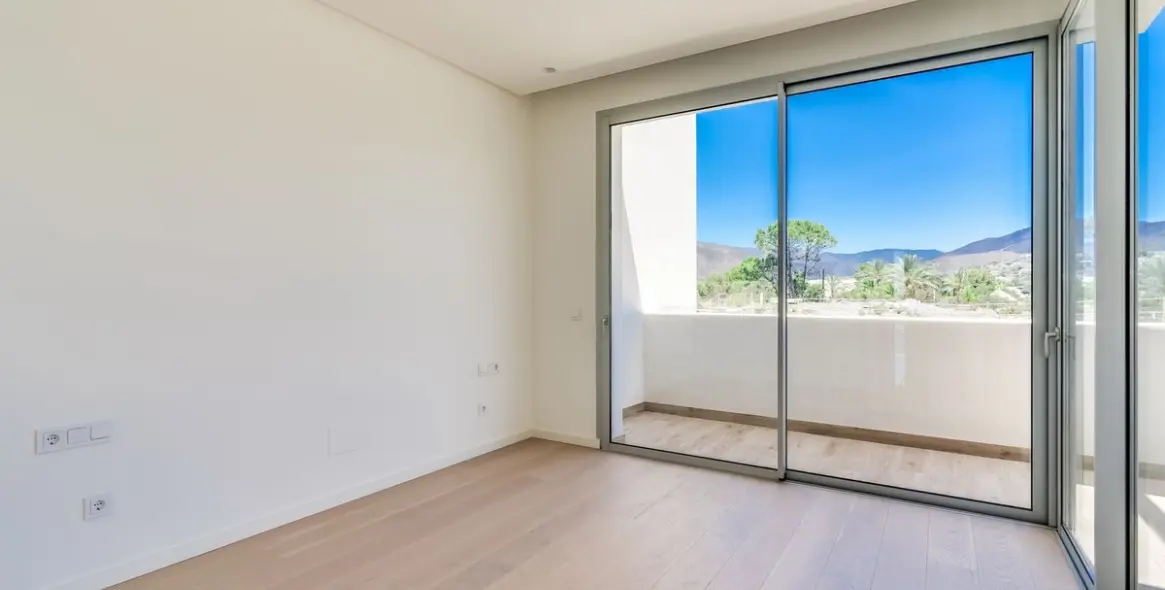 Sale of penthouse in Benahavís 17