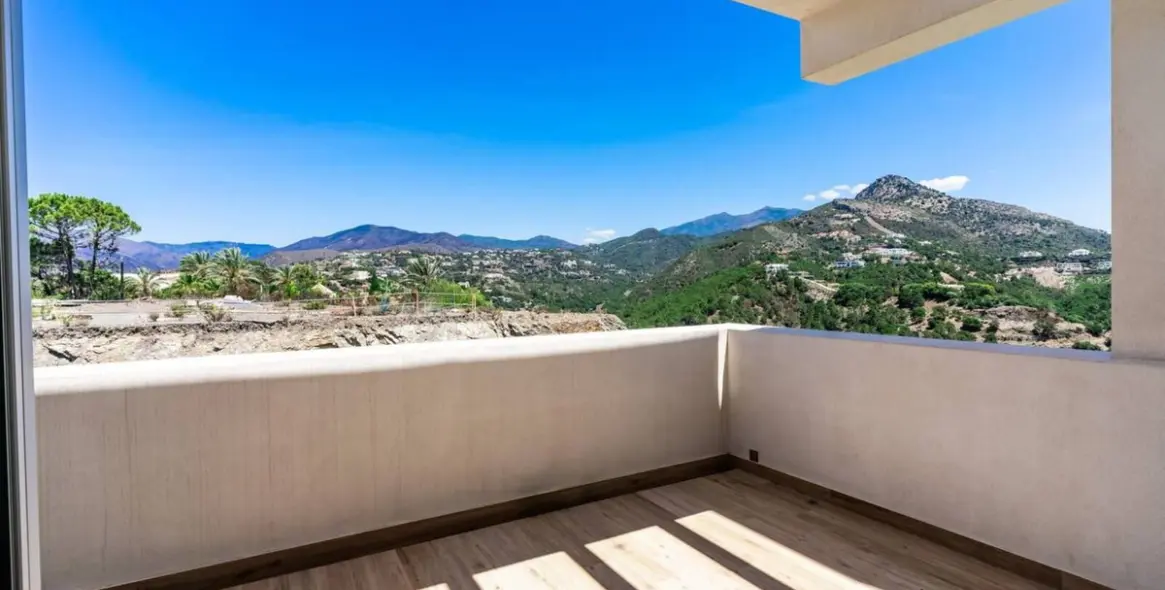 Sale of penthouse in Benahavís 22
