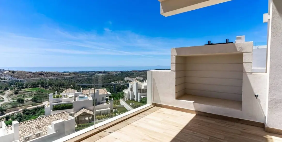 Sale of penthouse in Benahavís 23