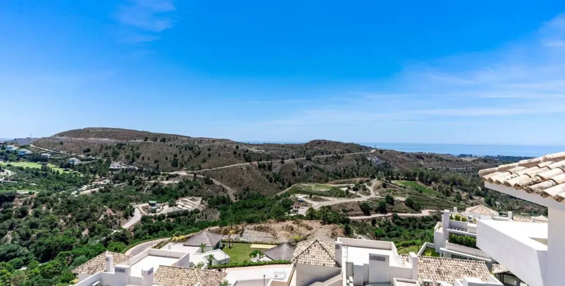 Sale of penthouse in Benahavís 27