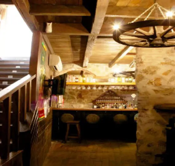 Продажа хостела в Monda