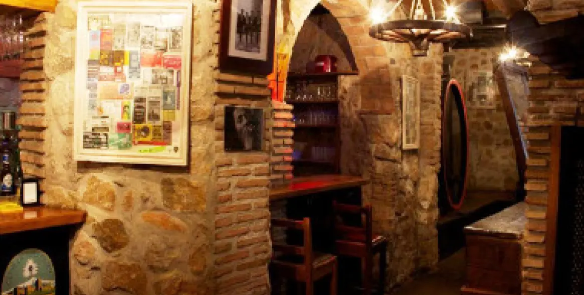 Продажа хостела в Monda 4