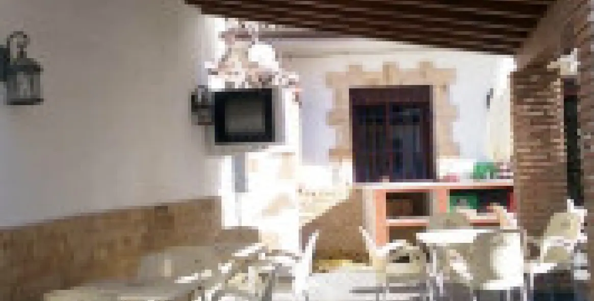 Продажа хостела в Monda 16