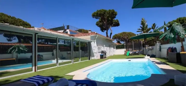 Venta de villa independiente en El Rosario 1