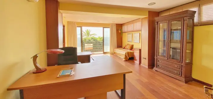 Sale of office in Marbella 4