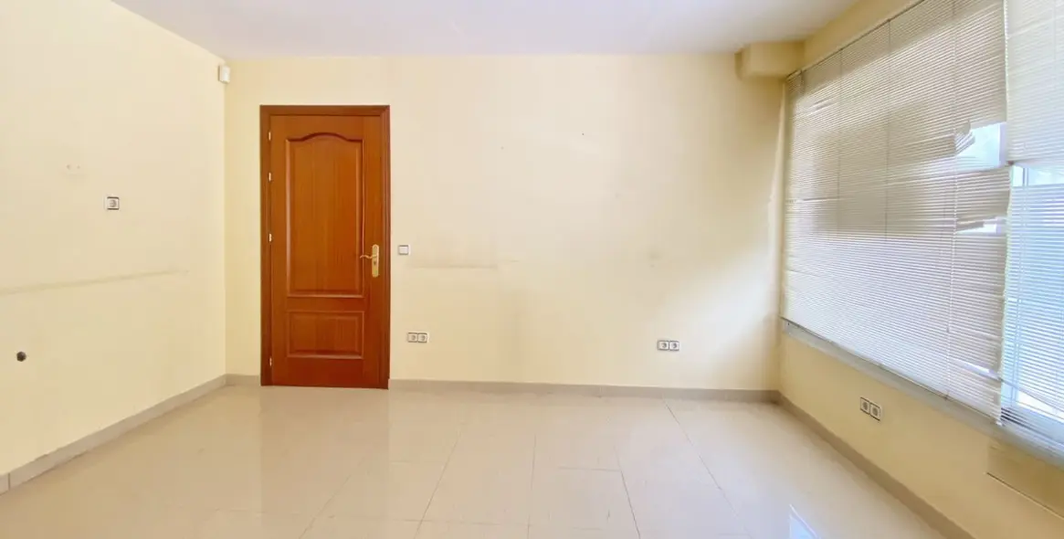 Sale of office in Marbella 14