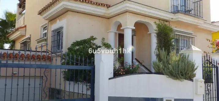 Venta de villa independiente en El Castillo 0