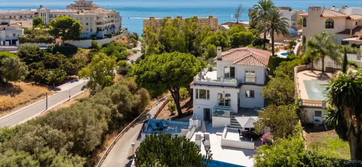 Sale of detached villa in Torreblanca 3