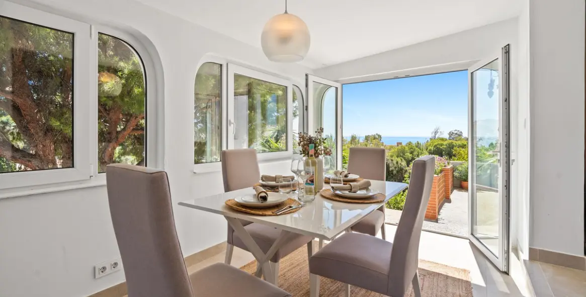 Sale of detached villa in Torreblanca 12