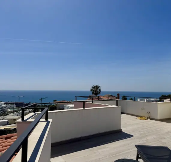 Продажа  отдельно стоящей виллы в Estepona