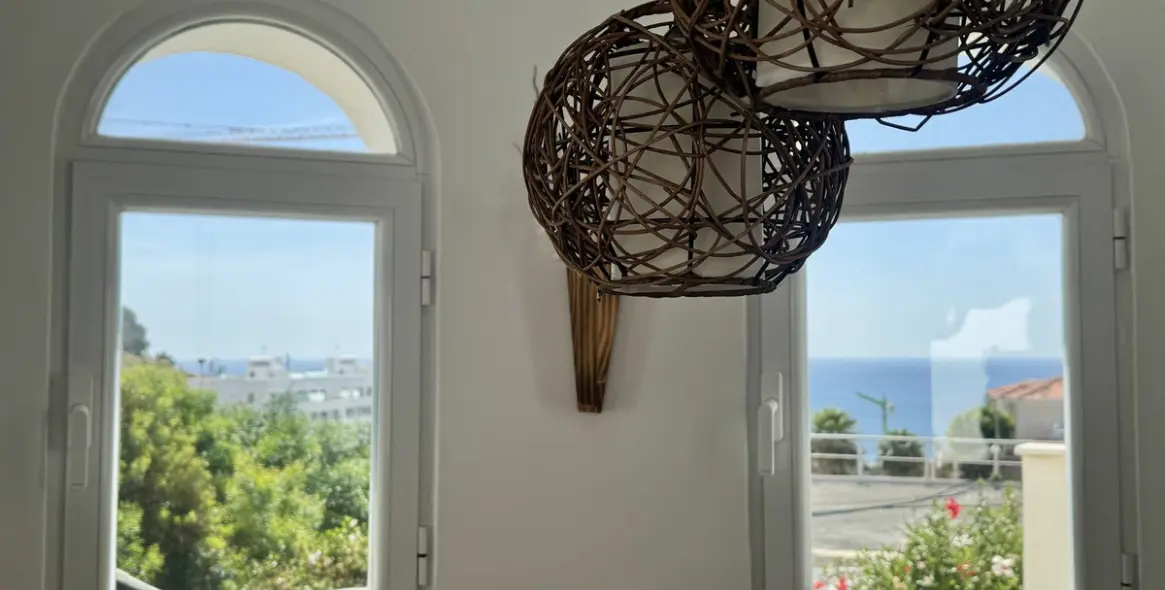 Продажа  отдельно стоящей виллы в Estepona 14