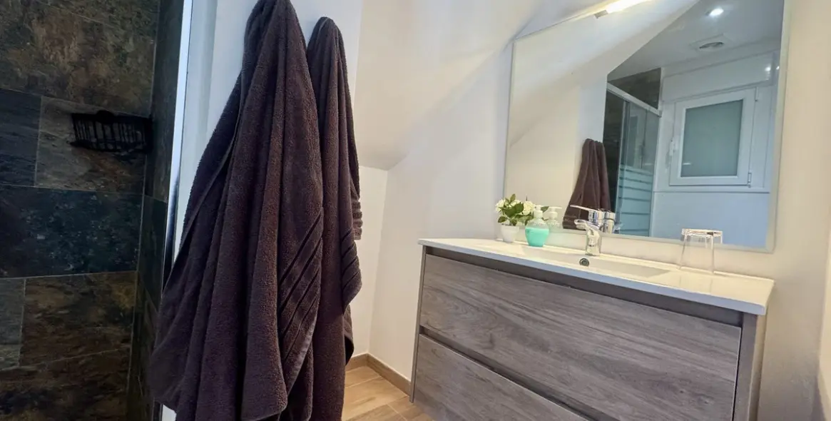 Продажа  отдельно стоящей виллы в Estepona 24