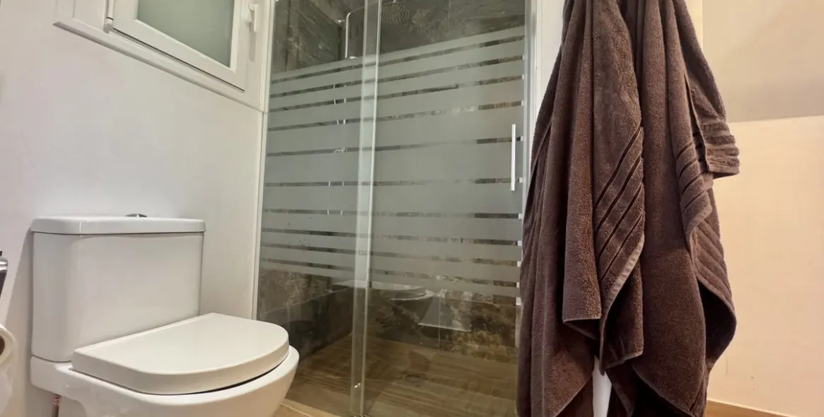 Продажа  отдельно стоящей виллы в Estepona 25