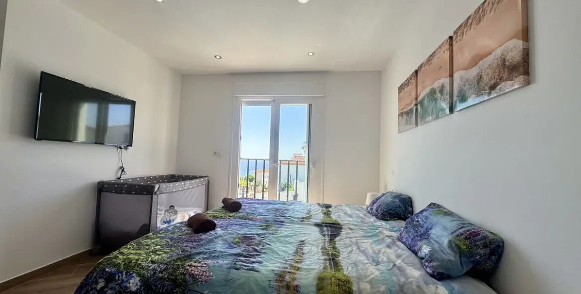 Продажа  отдельно стоящей виллы в Estepona 35