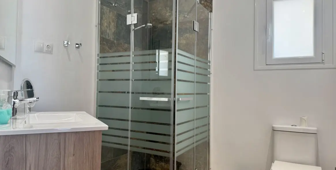 Продажа  отдельно стоящей виллы в Estepona 39