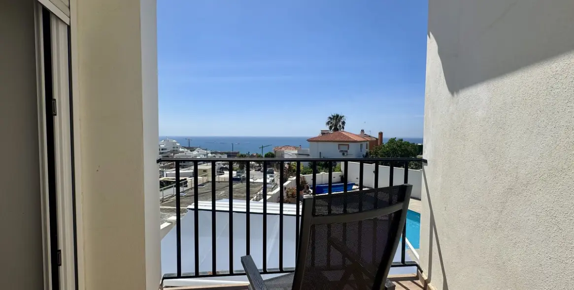 Продажа  отдельно стоящей виллы в Estepona 46