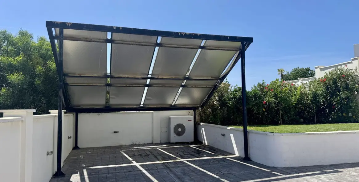 Продажа  отдельно стоящей виллы в Estepona 72