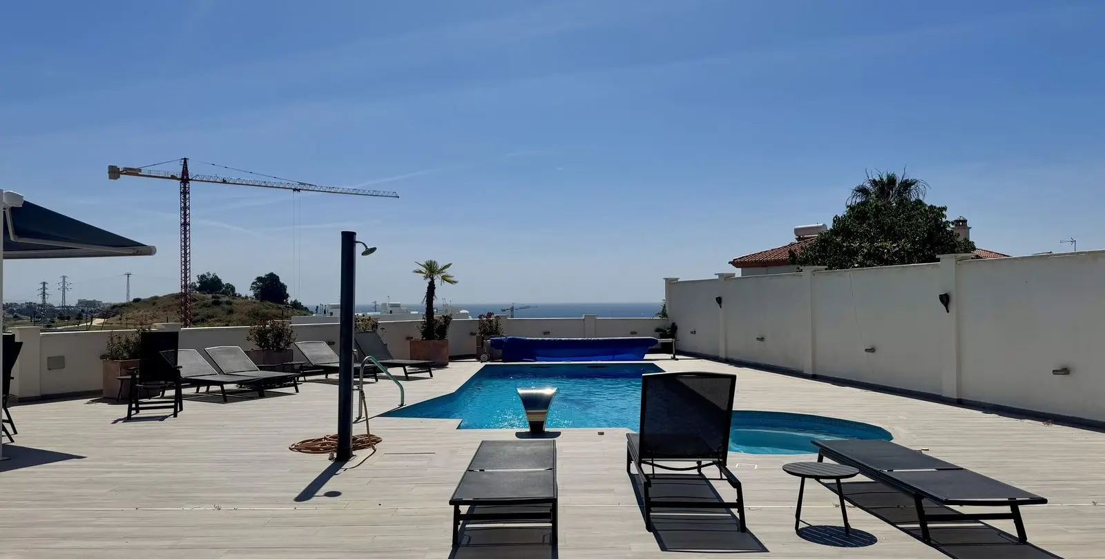 Sale of detached villa in Estepona 5
