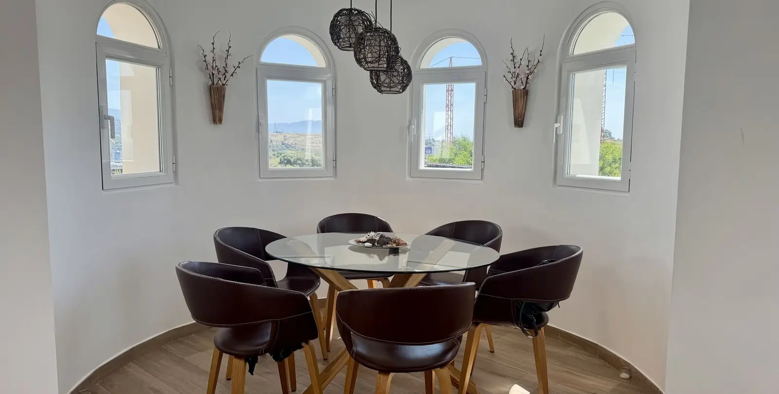 Sale of detached villa in Estepona 12