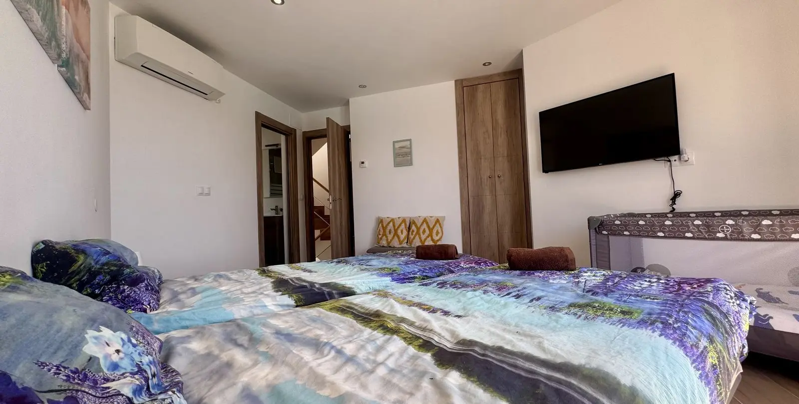 Sale of detached villa in Estepona 37