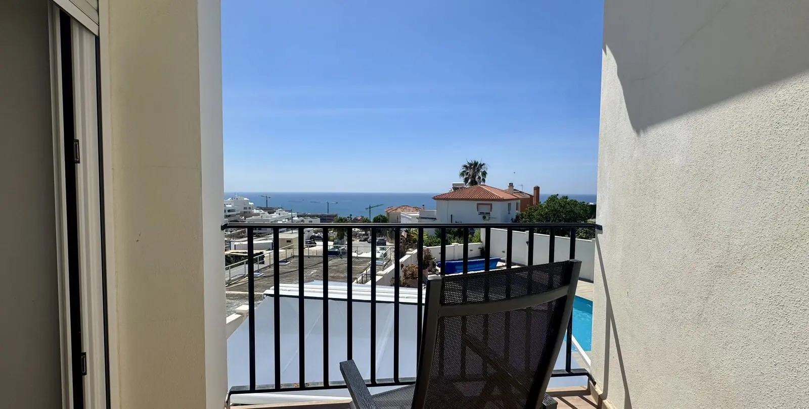 Sale of detached villa in Estepona 46
