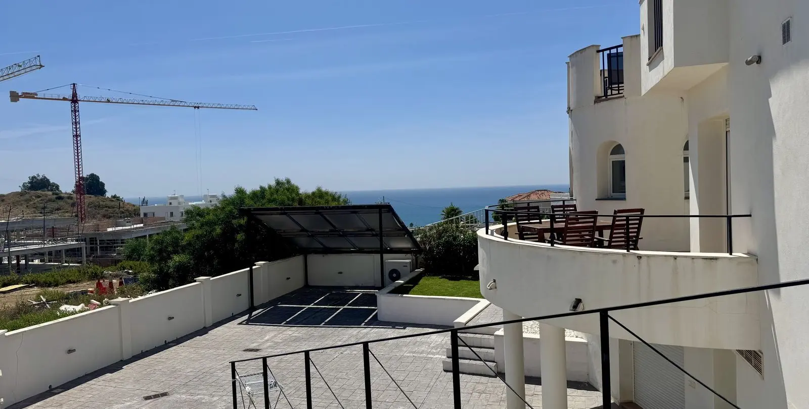 Sale of detached villa in Estepona 71