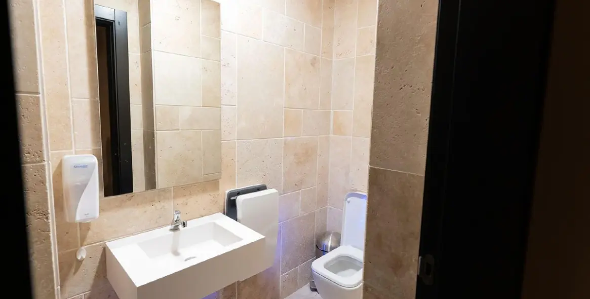 Продажа коммерческого помещения в Málaga Centro 10