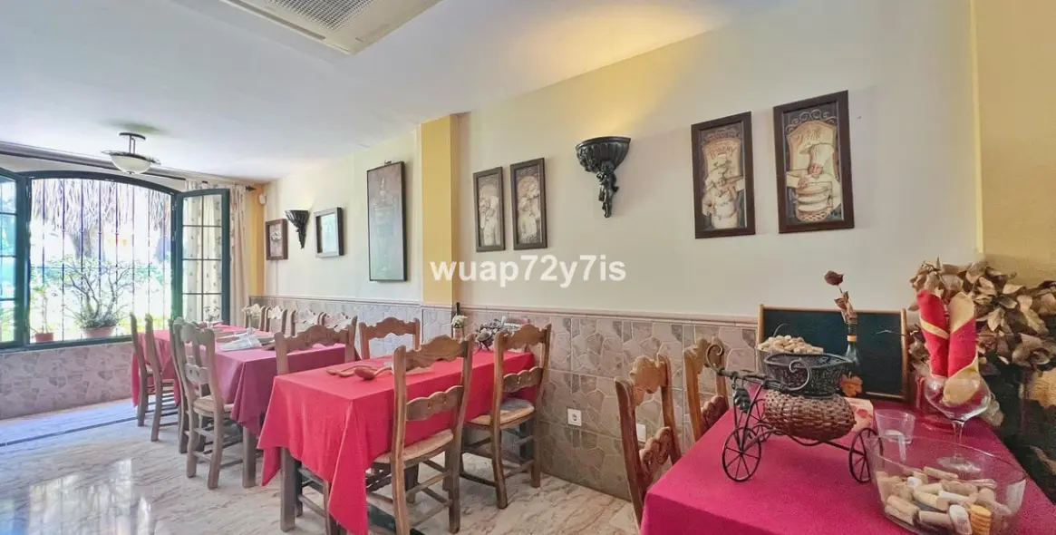 Sale of hotel in Cancelada 3
