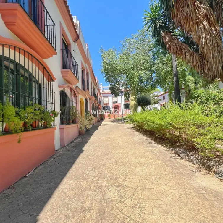 Sale of hotel in Cancelada