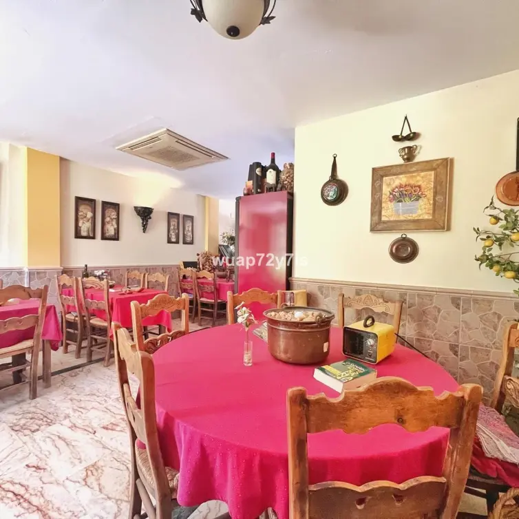 Sale of hotel in Cancelada