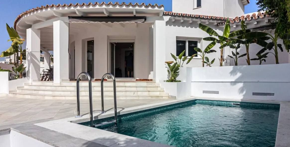 Venta de villa independiente en Benalmadena Costa 1