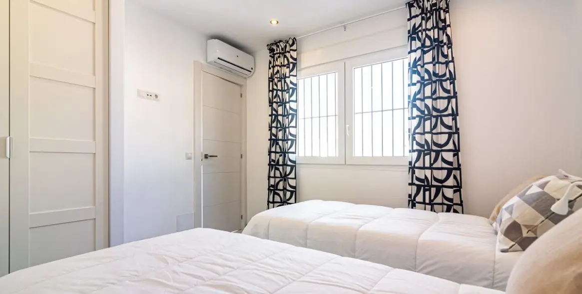 Venta de villa independiente en Benalmadena Costa 11