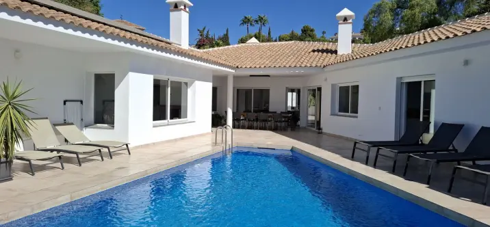 Sale of detached villa in Mijas 1