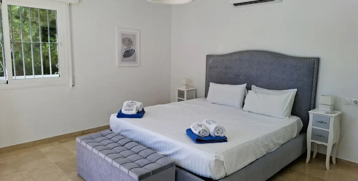 Sale of detached villa in Mijas 14