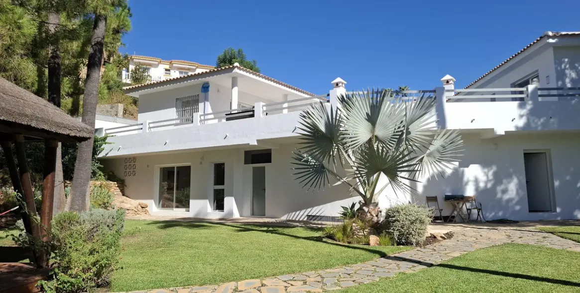 Venta de villa independiente en Mijas Costa 41