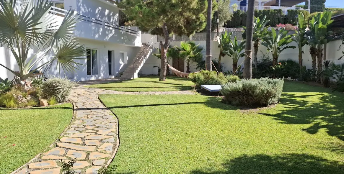 Venta de villa independiente en Mijas Costa 44