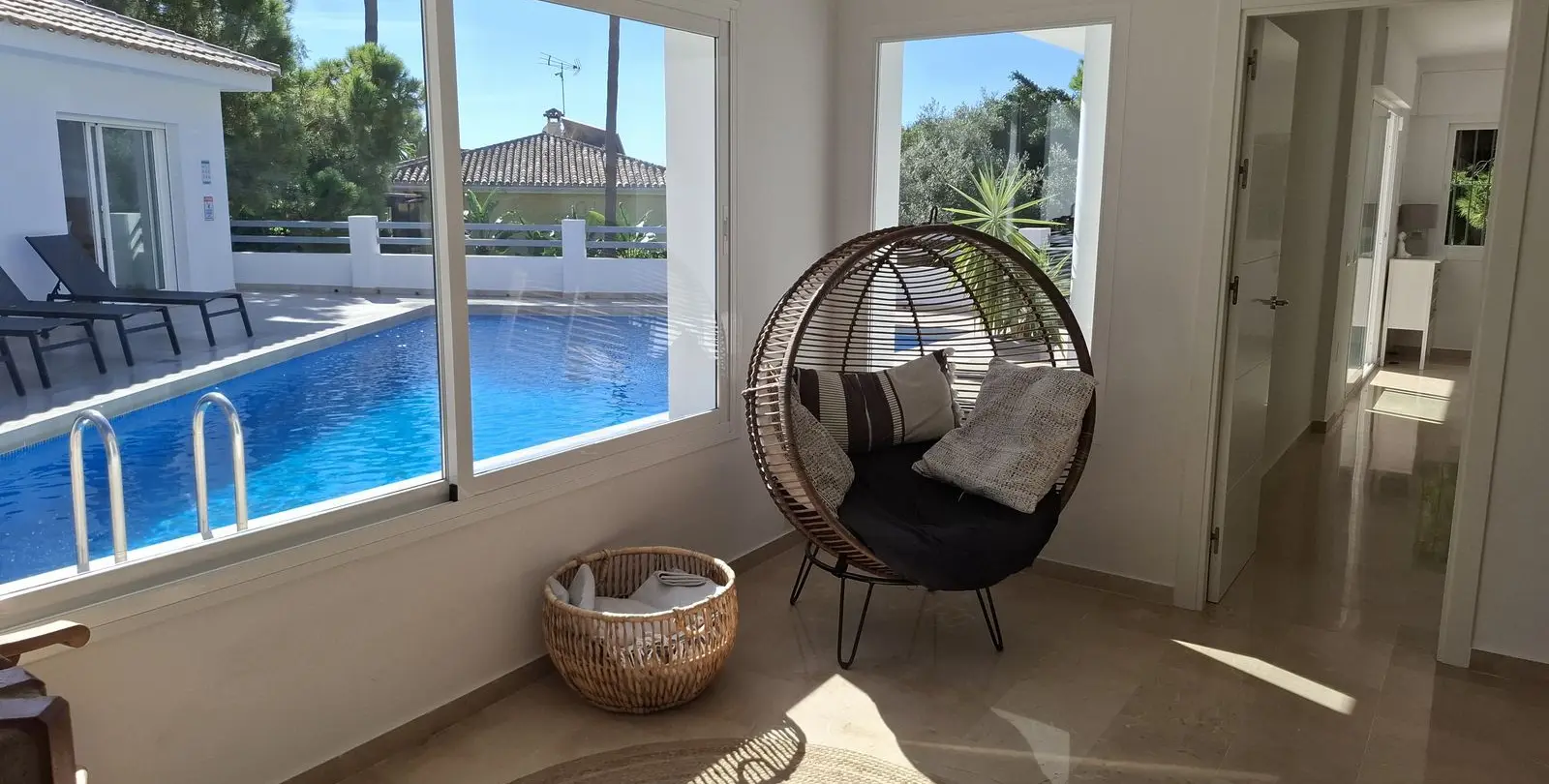 Sale of detached villa in Mijas Costa 13