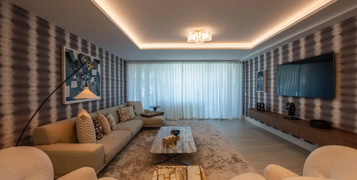 Продажа апартаментов на среднем этаже в Estepona 26