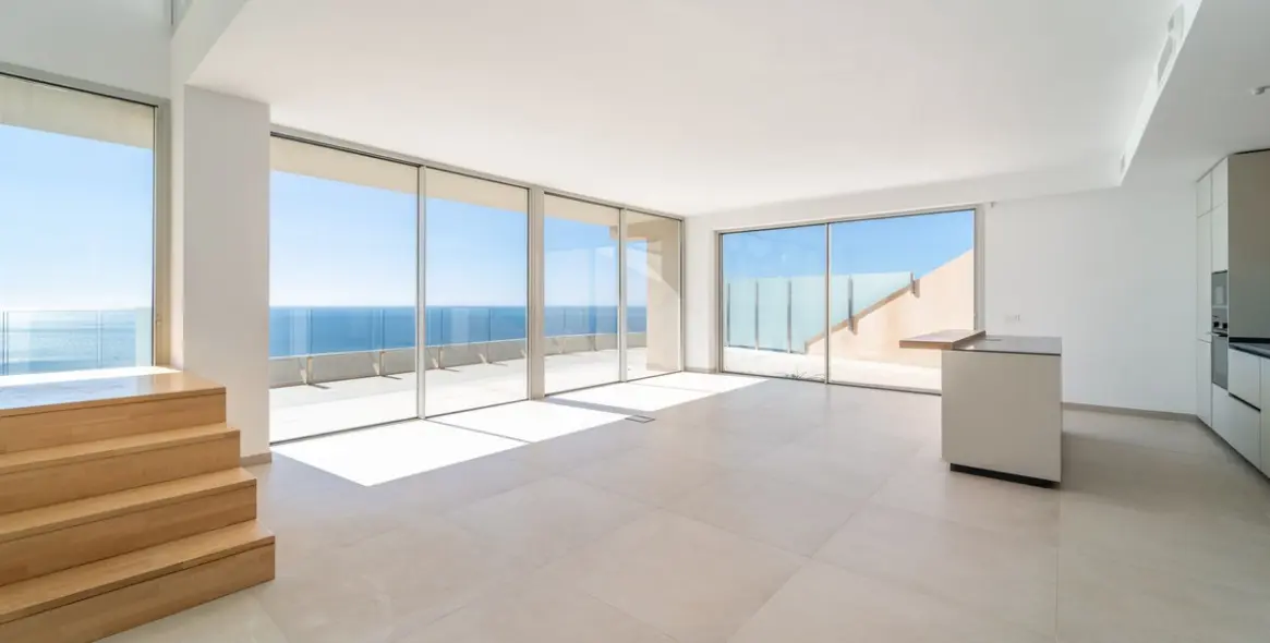 Продажа двухуровневого пентхауса в Benalmadena Pueblo 1