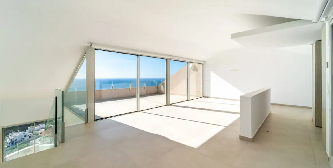 Продажа двухуровневого пентхауса в Benalmadena Pueblo 14