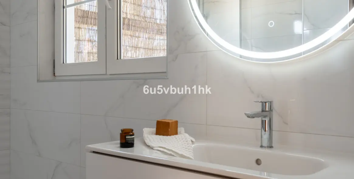 Sale of detached villa in Fuengirola 19