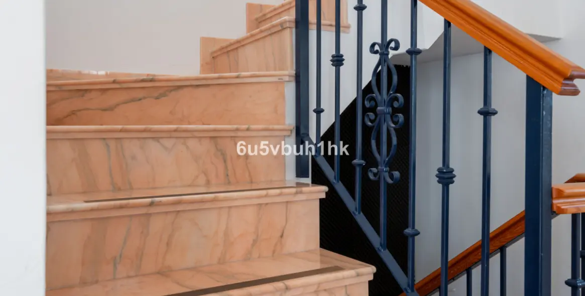 Продажа  отдельно стоящей виллы в Fuengirola 26