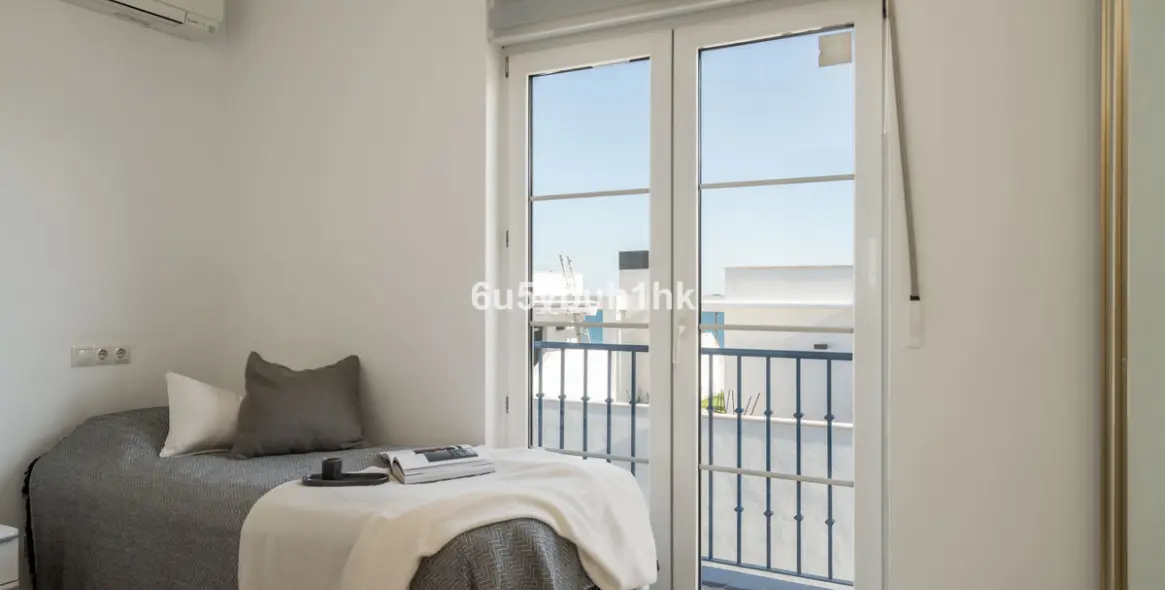 Продажа  отдельно стоящей виллы в Fuengirola 31