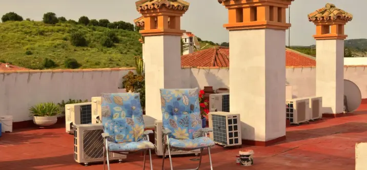 Venta de hostal en Pueblo Nuevo de Guadiaro 2