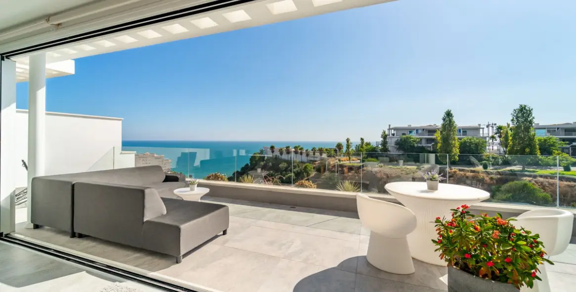 Sale of penthouse in La Capellania 1