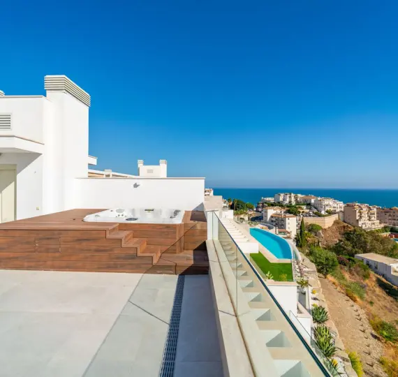 Sale of penthouse in La Capellania