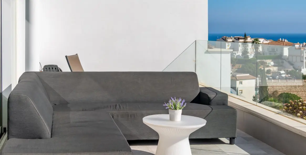 Sale of penthouse in La Capellania 6