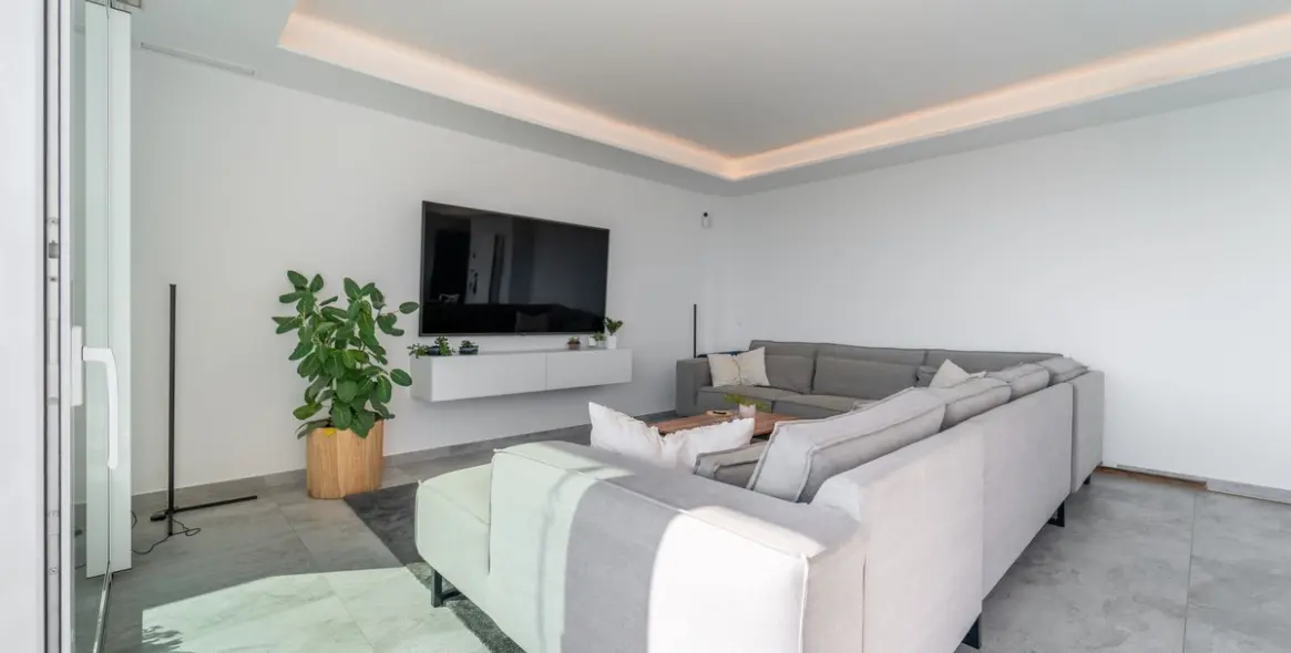 Sale of penthouse in La Capellania 18