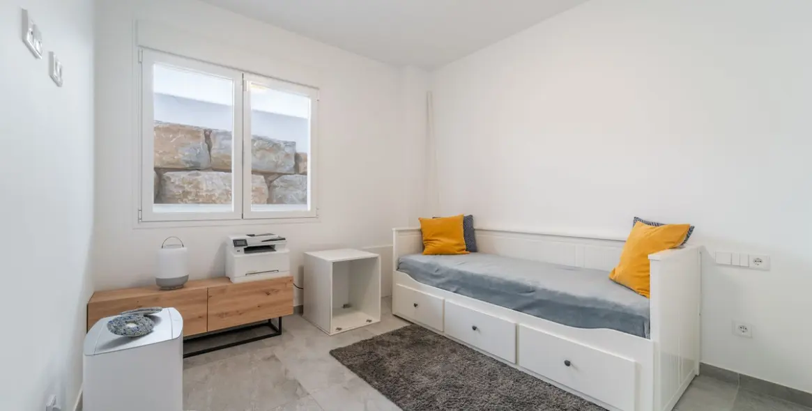 Sale of penthouse in La Capellania 23